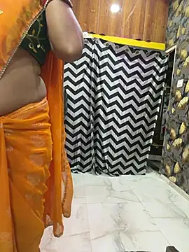 item_GirI Show in webcam