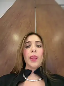 Alirawrz: απευθείας συνομιλία ΧΧΧ