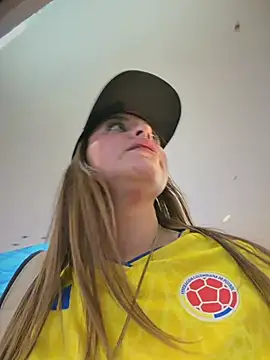 Alirawrz's Webcam Show