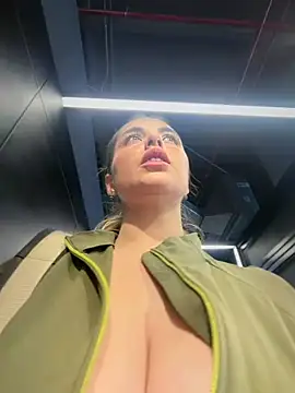 Alirawrz Webcamshow