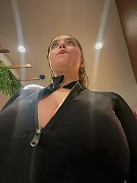 Alirawrz – webcam-show