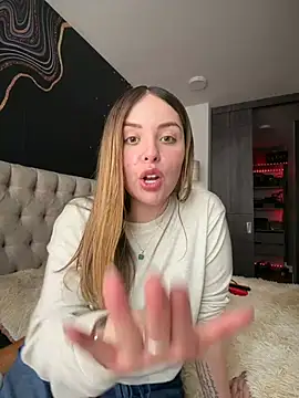 Alirawrz Webcam-Show
