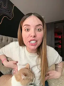 Živý XXX chat Alirawrz