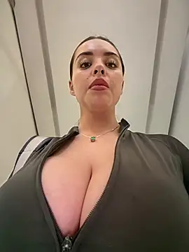 Show de Alirawrz na webcam