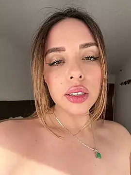 Alirawrz's Webcam Show