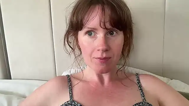 redheadrosie69のウェブカメラショー