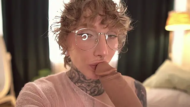 ifuckingtoy_'s Live XXX Chat