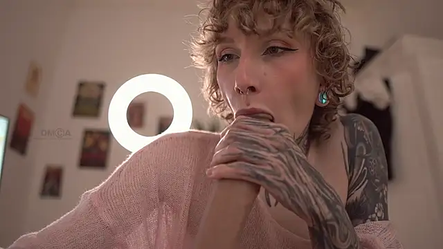 ifuckingtoy_ Webcam show