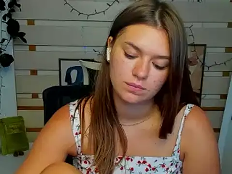 دردشة Josephine_Kiss الجنسية المباشرة