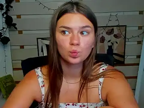 Josephine_Kiss Obrolan Langsung XXX