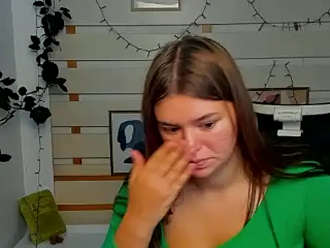 دردشة Josephine_Kiss الجنسية المباشرة