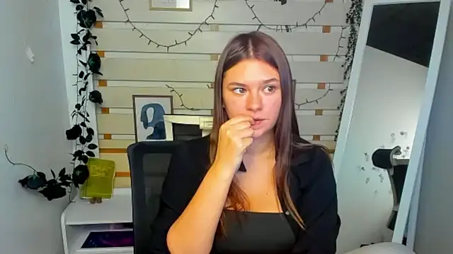 Josephine_Kiss live XXX chat
