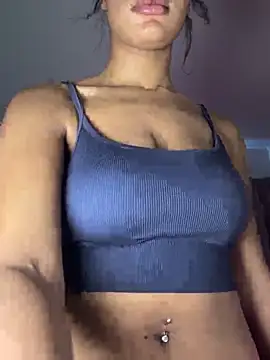 bambigirlxx webcam show