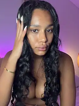 הופעת וובקאם של bambigirlxx