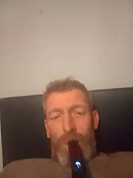 Bigdxxx11x Show in webcam