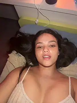 MisFrekcles_ live XXX chat