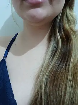Klara2221 Chat XXX in diretta