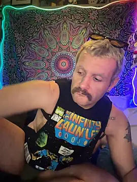 Show modela Jackjack716 na web-kameri