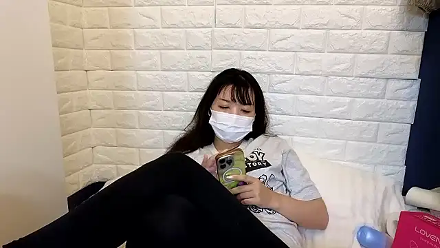 eno_pink's Live XXX Chat