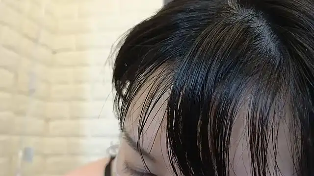 eno_pink Adlı Modelin Canlı XXX Sohbeti