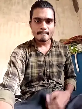 Pokazy przed kamerką – Yash_Sharma18