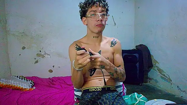 mateodeamjo webcam show