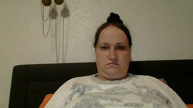 _squirty_cum_lady_'s Live XXX Chat