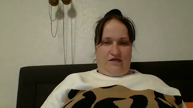 _squirty_cum_lady_'s Live XXX Chat