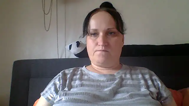 _squirty_cum_lady_'s Live XXX Chat