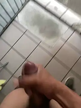 Hotboy1847 Show in webcam