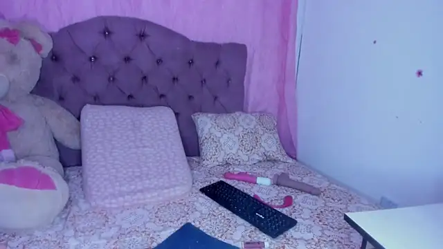 Dana_Jeins Chat Room in diretta