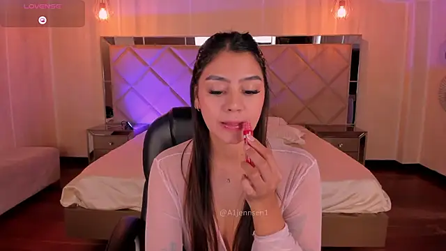 Czat XXX na żywo – AllyJensen