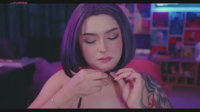 sensualkattt 网络视讯表演