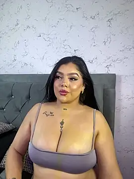 Brhiana_Williamms – Naživo XXX chat