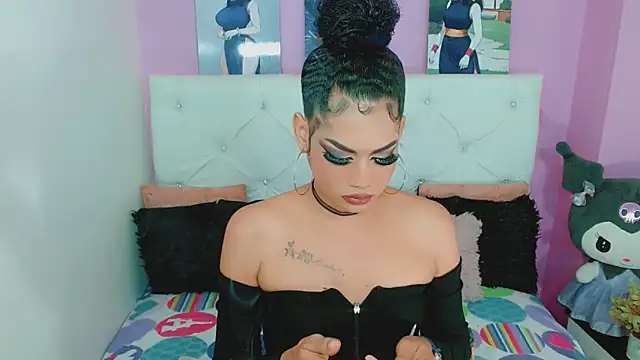 Amanda_bigx: διαδικτυακό σόου στην κάμερα