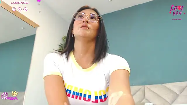 SharisWillian's Live XXX Chat