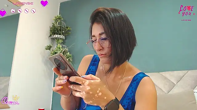 SharisWillian's Live XXX Chat