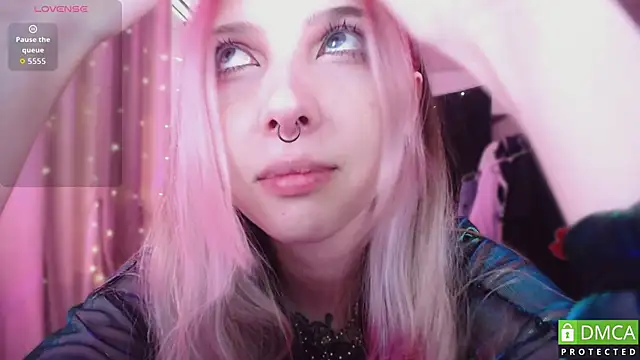 JustMeowGirl's Live XXX Chat