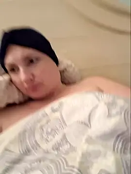 Emily33333 webkamerás műsora