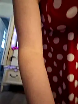 Emily33333 webkamerás műsora