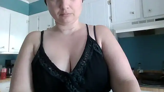 Emily33333's Webcam Show