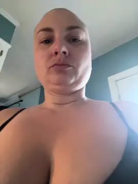 Emily33333's Webcam Show