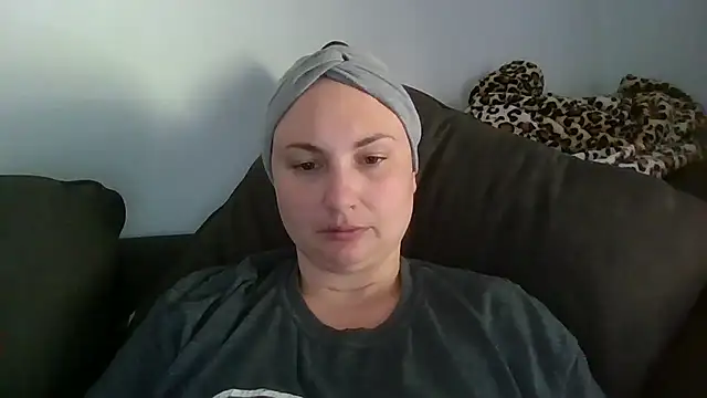 Emily33333's Webcam Show