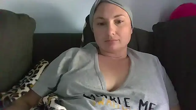 Živý XXX chat Emily33333