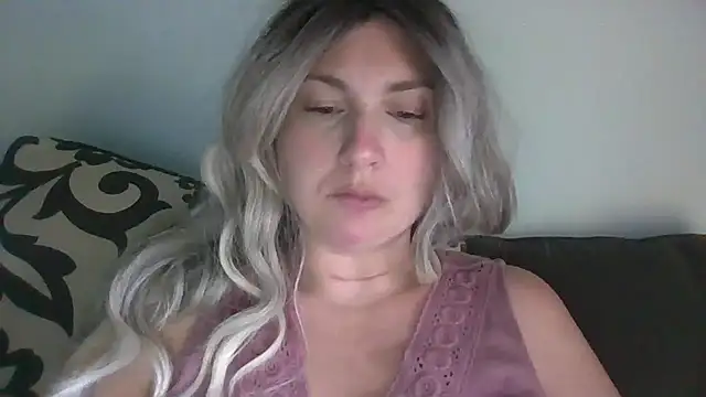 Venuscalva Chat XXX live