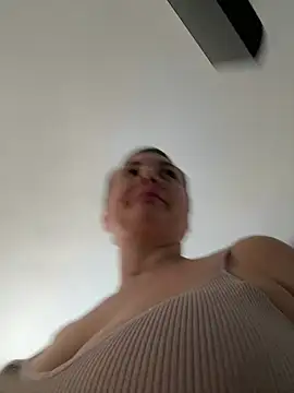 MrsRobinsonnn Adlı Modelin Canlı XXX Sohbeti