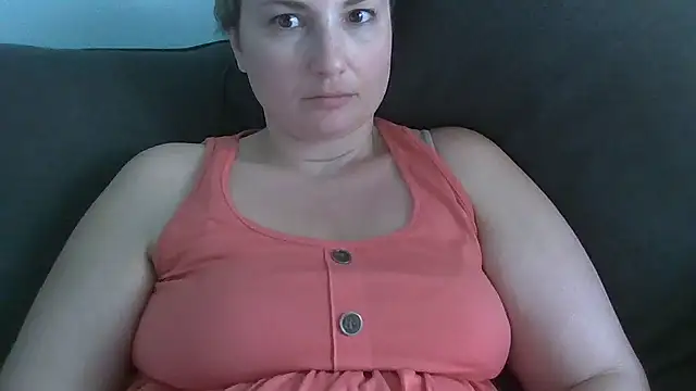 MrsRobinsonnn Chat XXX in diretta