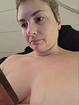 Show de MrsRobinsonnn na webcam