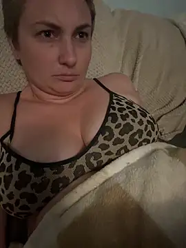 MrsRobinsonnn: веб кам-шоу