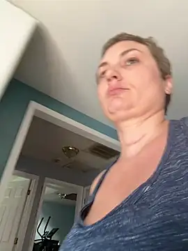 MrsRobinsonnn Chat XXX live
